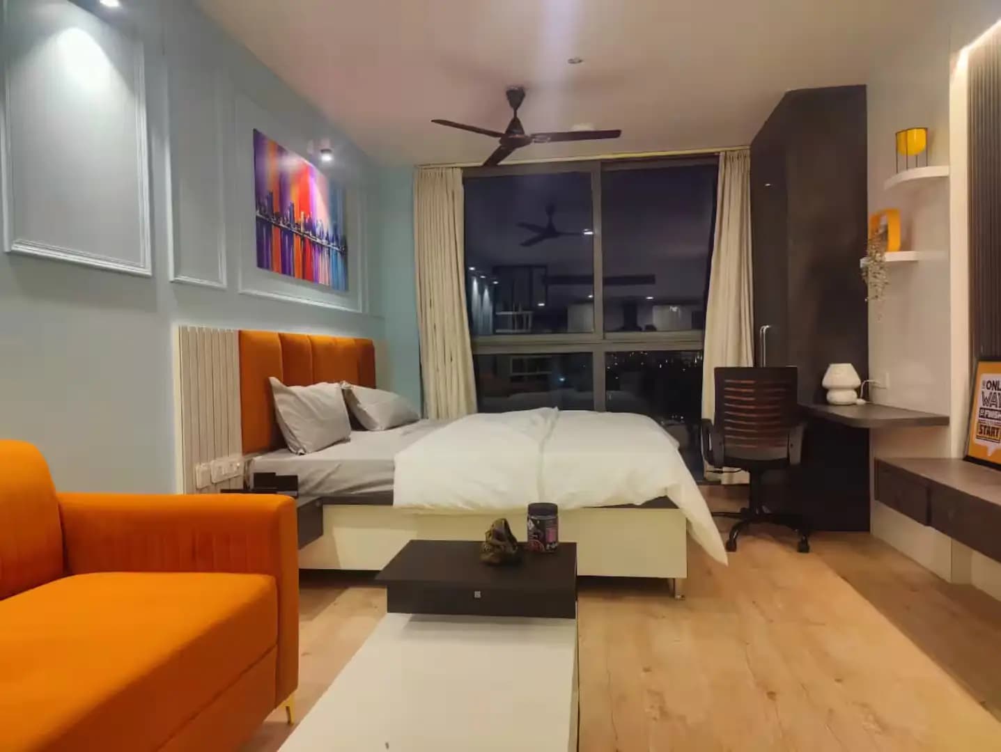 The Orange Oasis - 913 view 1