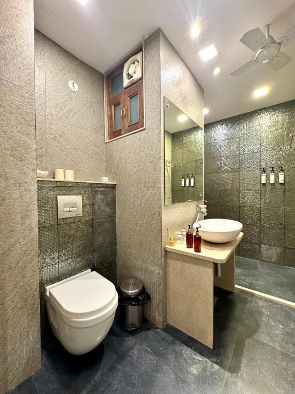 LalluJi Luxe - The Princess Suite view 1