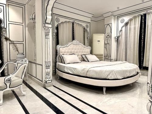 LalluJi Luxe - The Princess Suite view 6